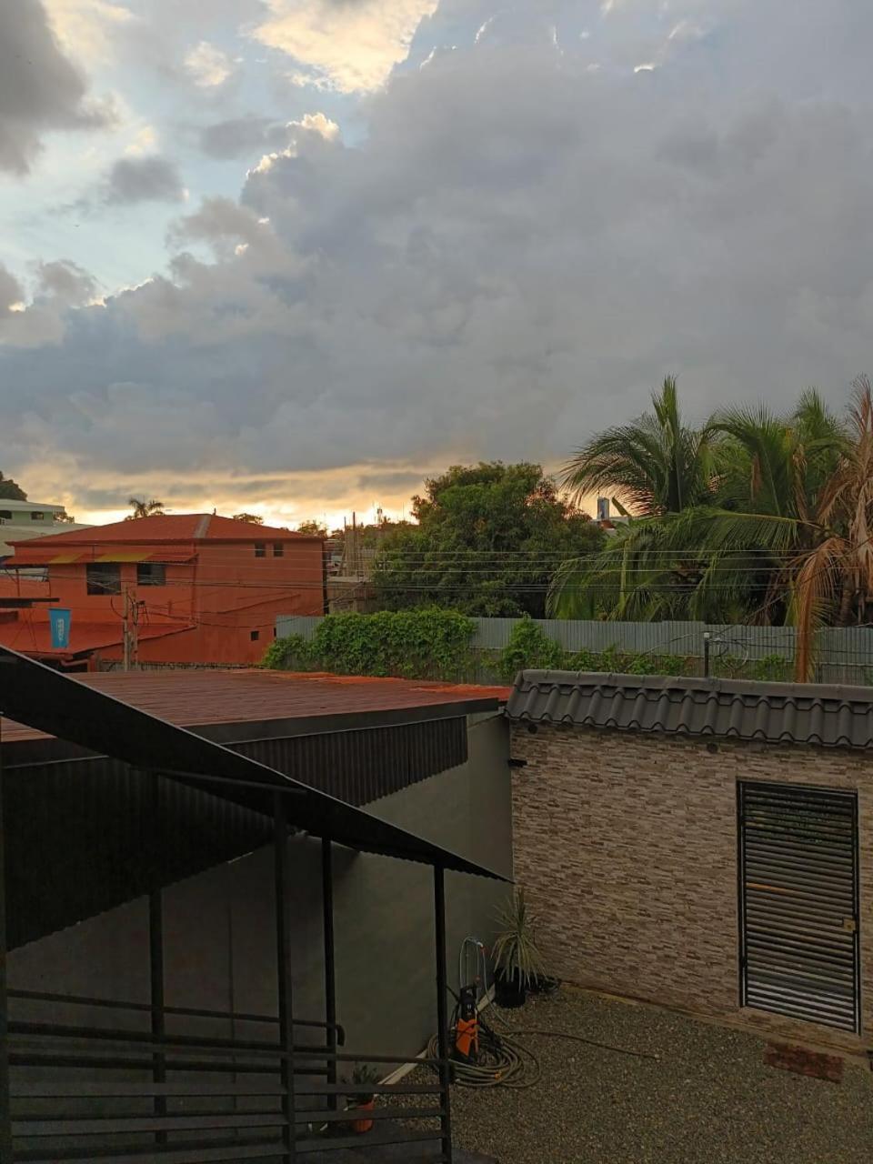 Apartamento Rodriguez Quepos Bagian luar foto
